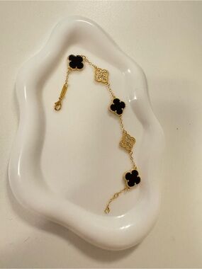 Gold Bracelet with Black Clover Motifs. Non-tarnish 18k gold plated.